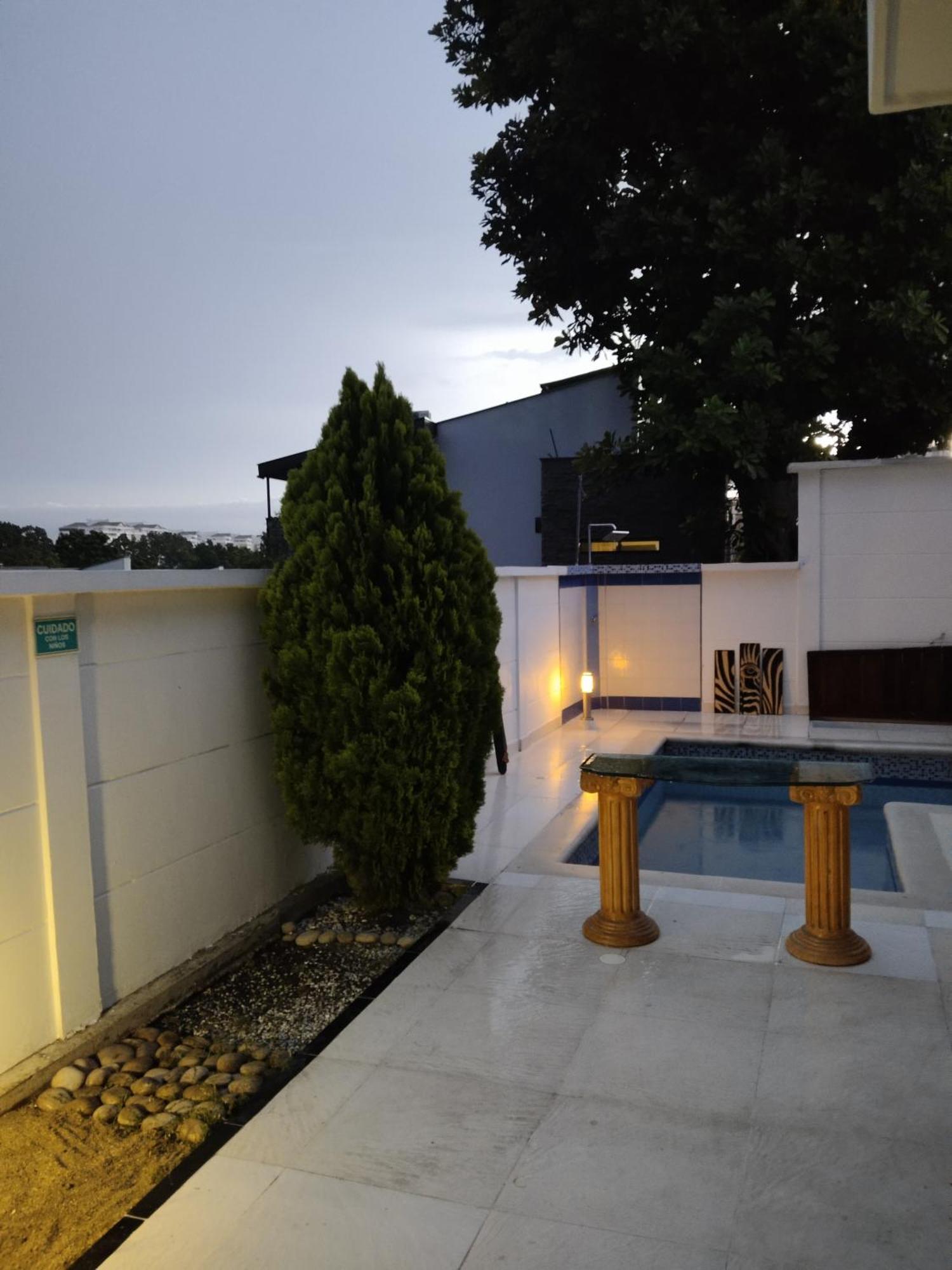 Hotel Premium House Floridablanca Ngoại thất bức ảnh