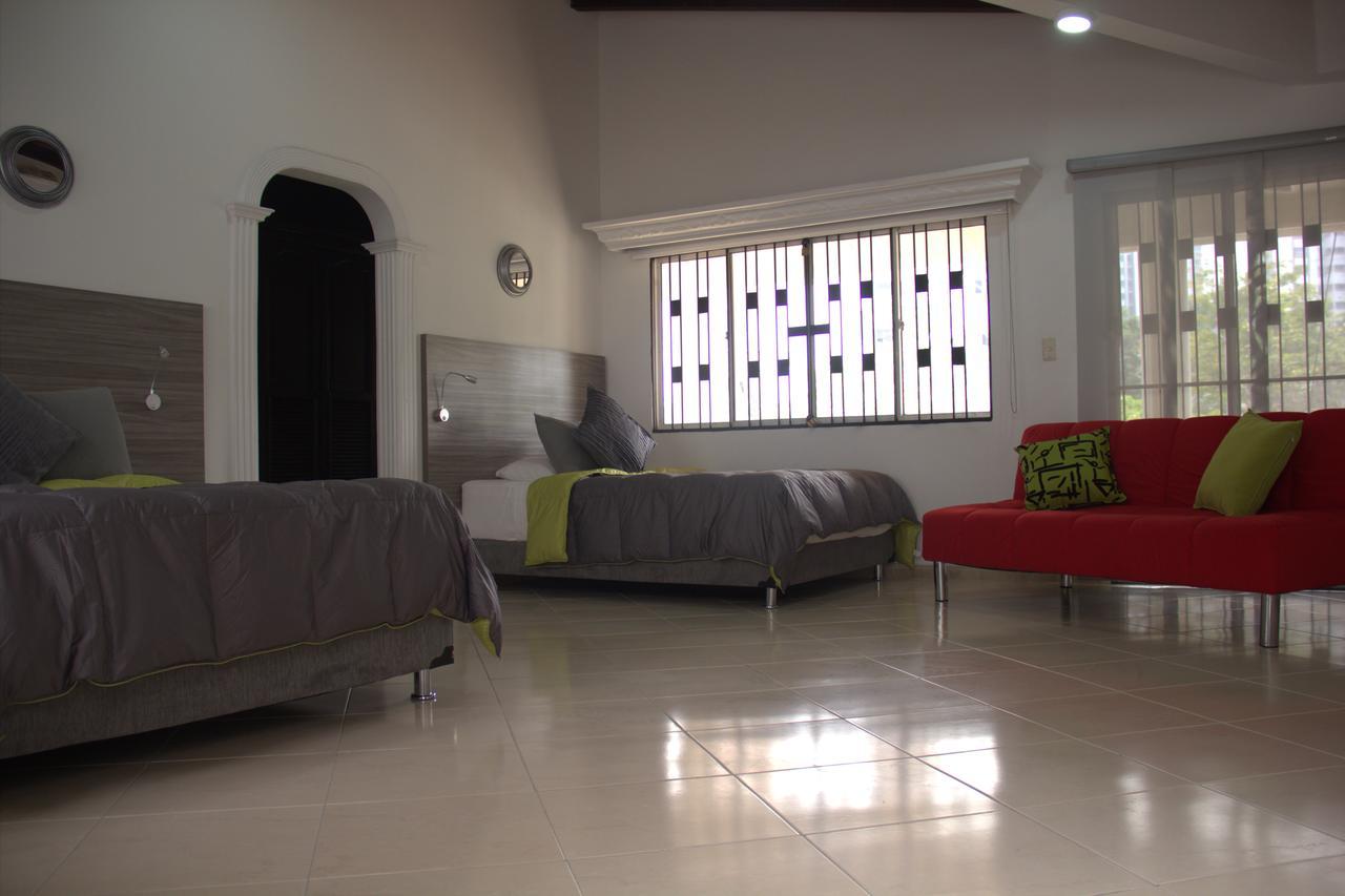 Hotel Premium House Floridablanca Ngoại thất bức ảnh