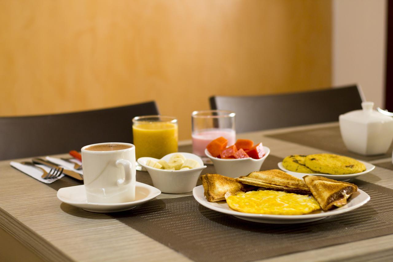 Hotel Premium House Floridablanca Ngoại thất bức ảnh